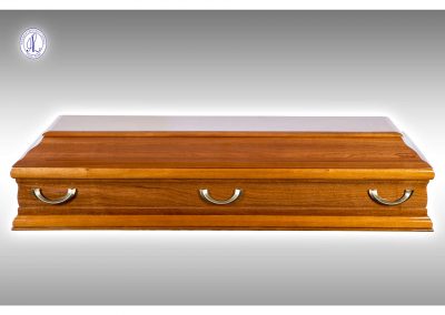 caixão em mogno da funerária da parede